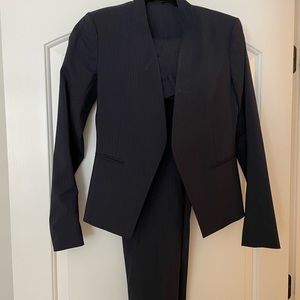 Theory Navy Womens Suit